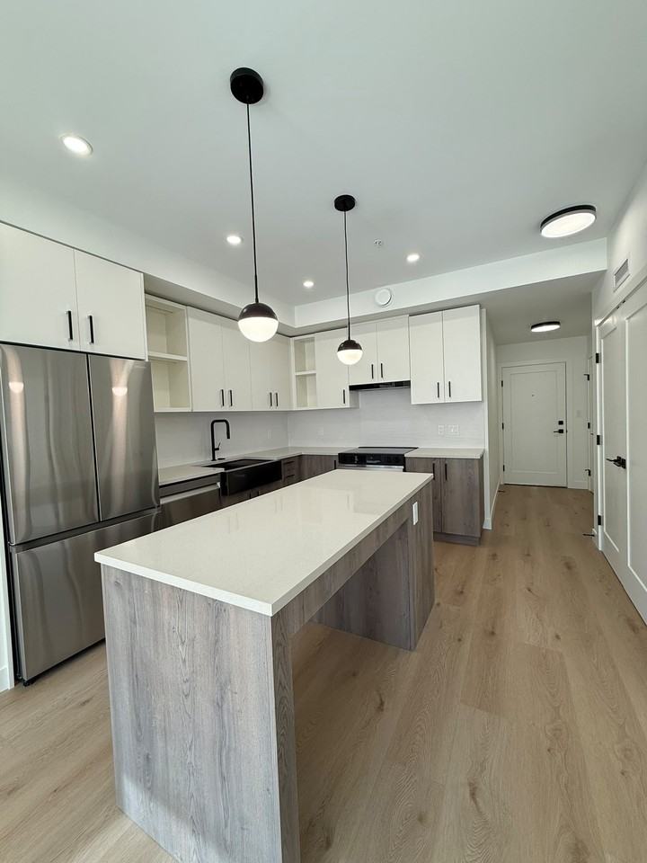 10425 147 Street #509 - Photo 2 of 13