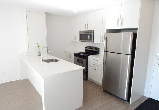 2700 Rue de Rouen #101 - Photo 3 of 9