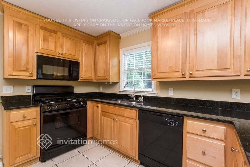 2975 Summit Point Ct - Photo 5 of 21