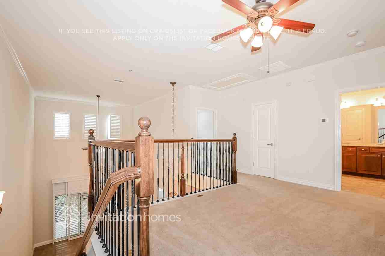 4704 Durham Dr - Photo 7 of 16