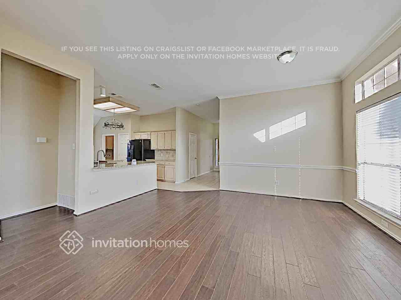 9060 Tyne Trl - Photo 4 of 17
