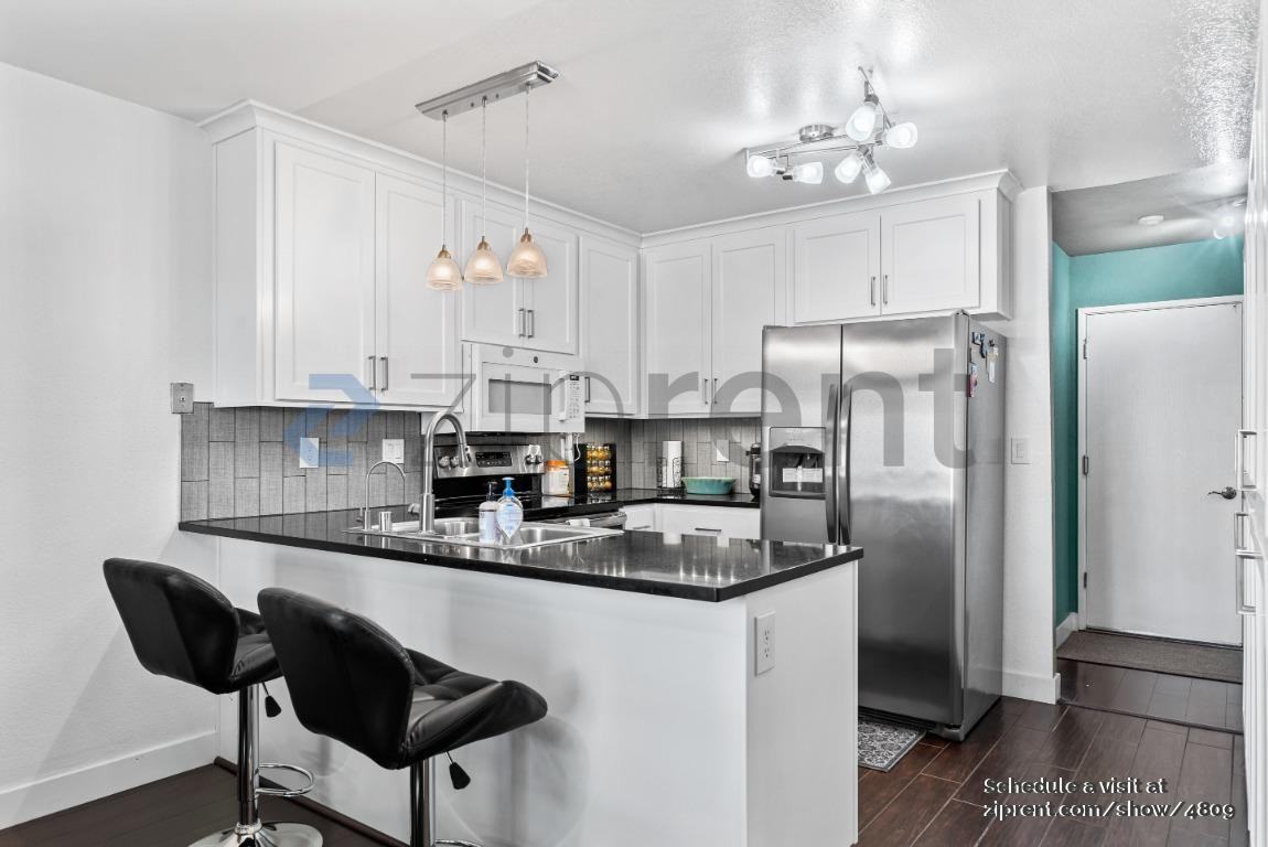 6906 Jarvis Ave - Photo 6 of 20