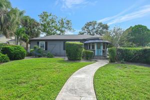 featured image of 446 37th Ave Ne
