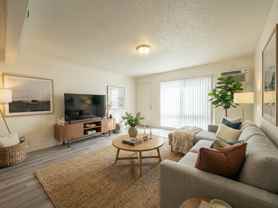 Las Palmas Apartments - Photo 1 of 1