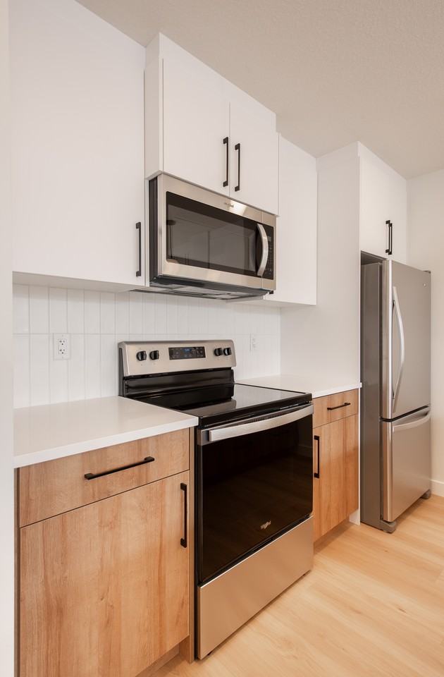 Inglewood 8 Plex - Photo 6 of 17