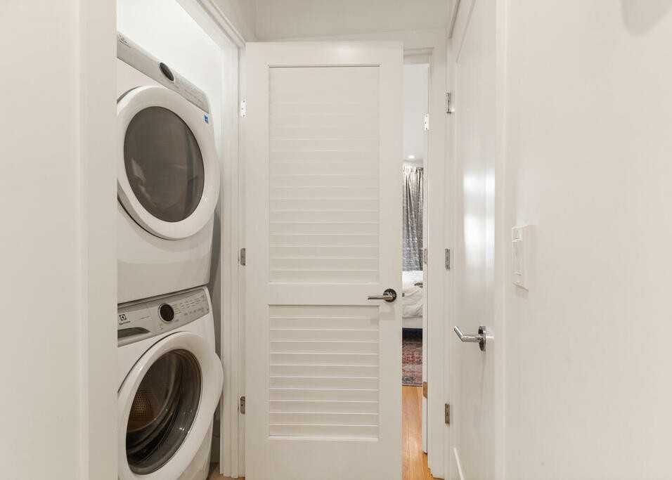 283 Old Colony Ave #3 - Photo 7 of 9
