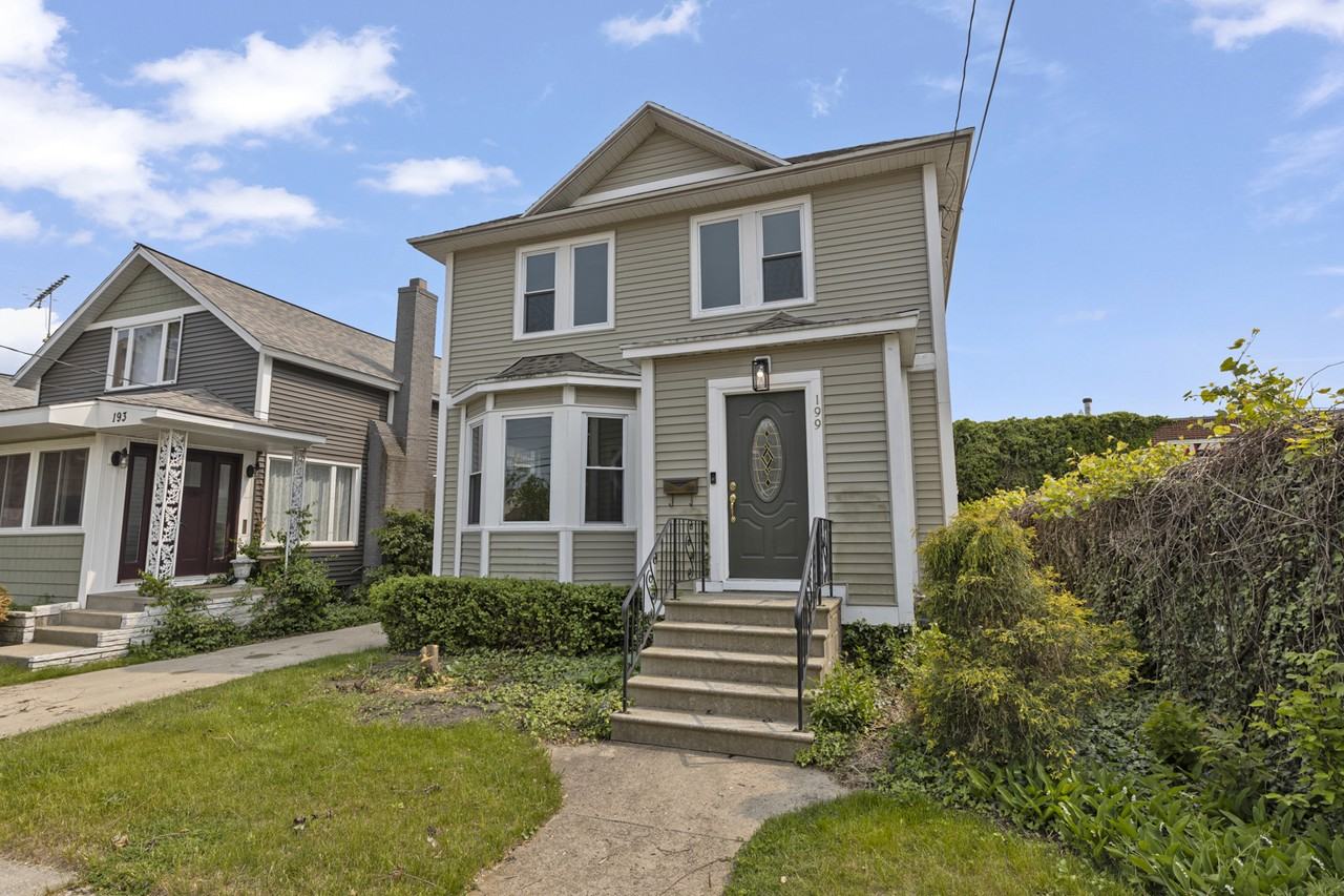 199 Houston Ave - Photo 3 of 36