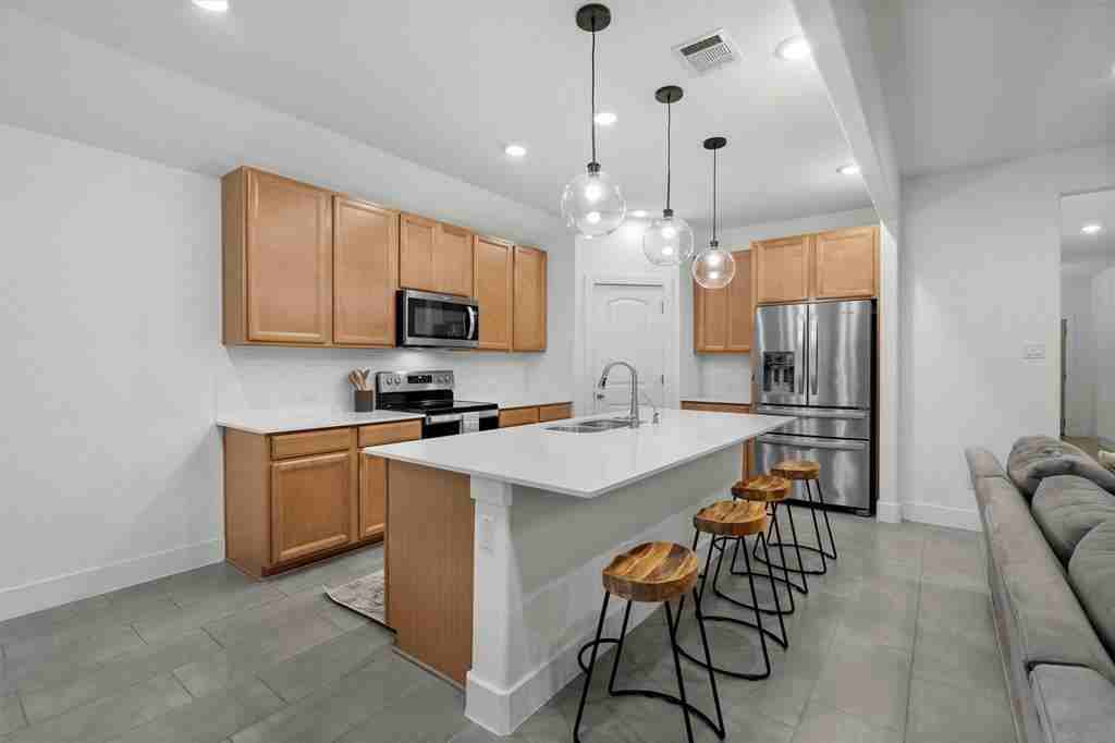 19328 Colgin Dr - Photo 6 of 31