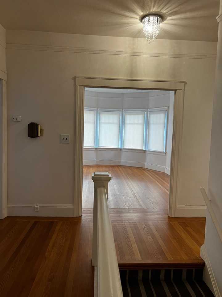 728 Walker Ave - Photo 5 of 9
