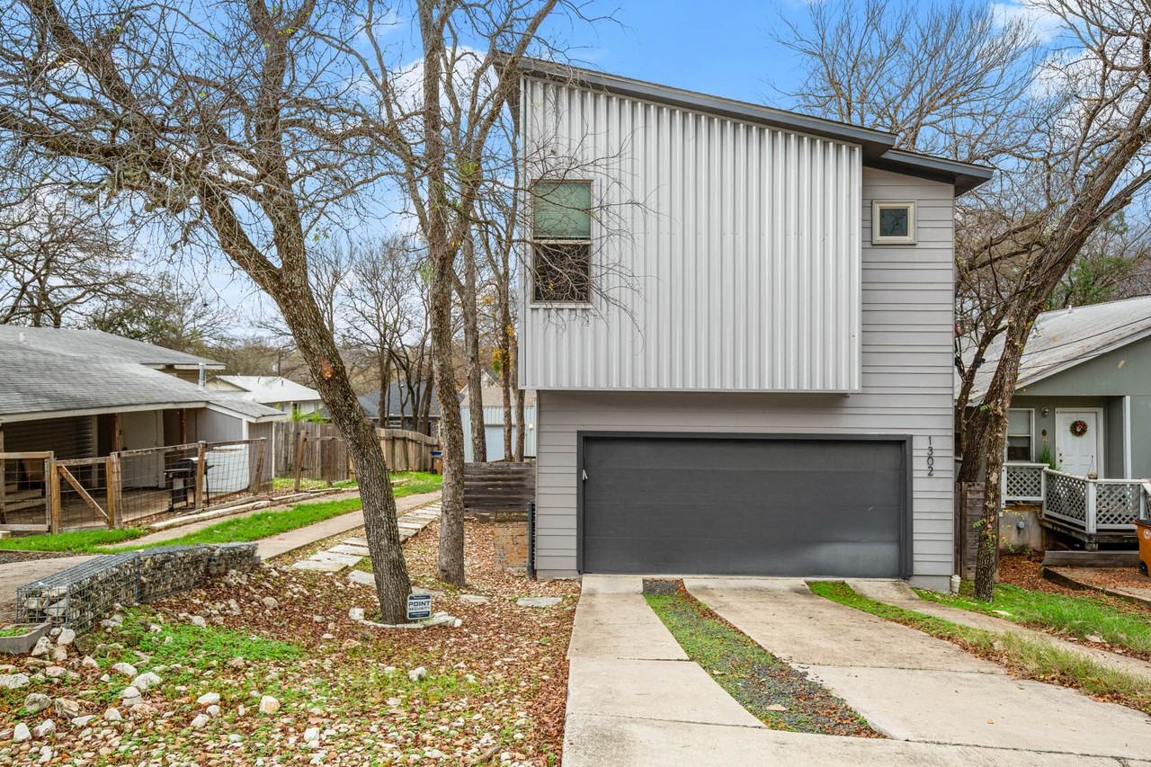 1302 Delano St #A - Photo 2 of 27