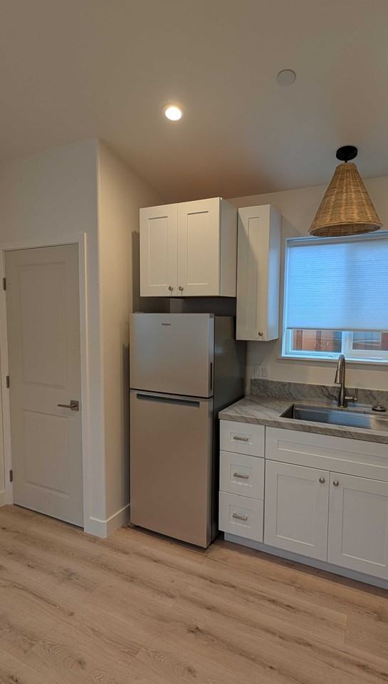 1725 Spur Ridge Ln #A - Photo 4 of 18