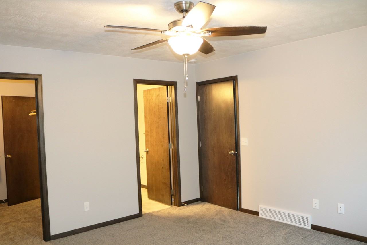 3518 S Outfield Cir - Photo 7 of 16