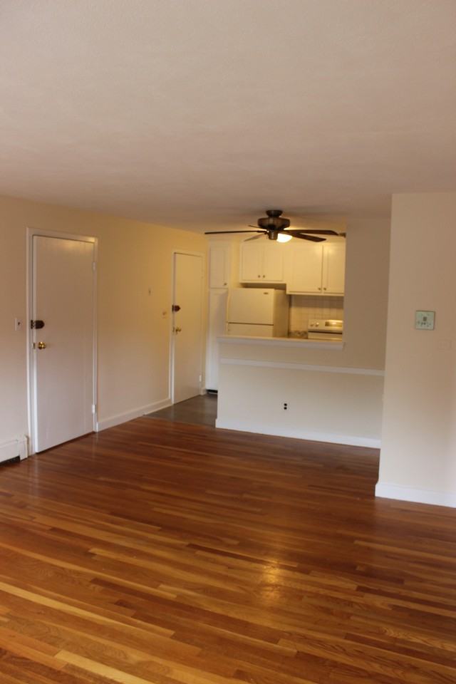 31 Warren Street #2-4 - Photo 5 of 14