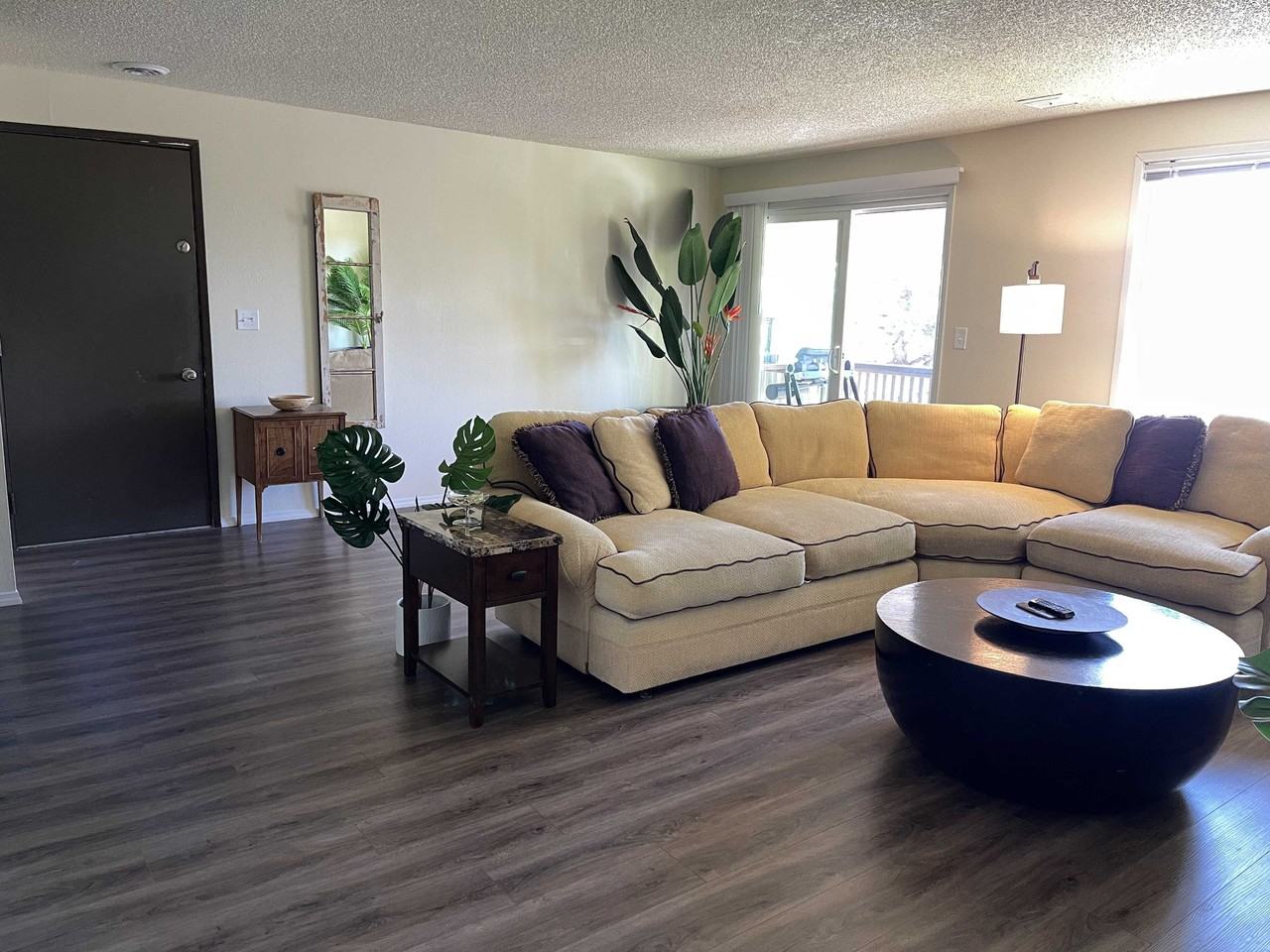 1903 Dawn Ct - Photo 2 of 13