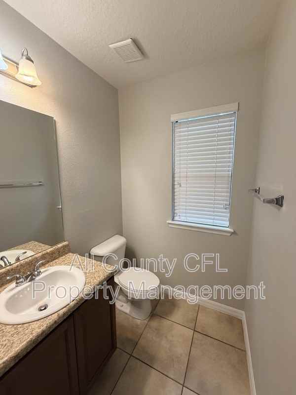 2270 Aloha Bay Ct - Photo 5 of 15