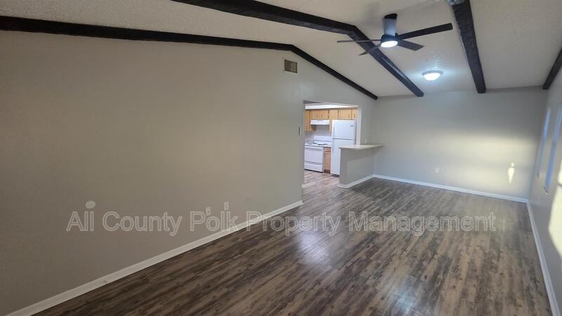 1638 Crystal Park Cir - Photo 4 of 20