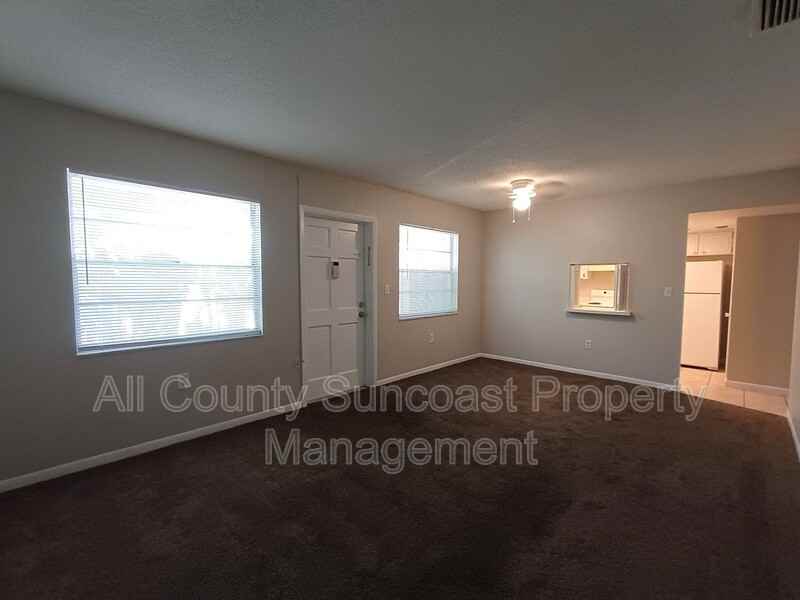 3467 33rd Ave N #9 - Photo 5 of 6