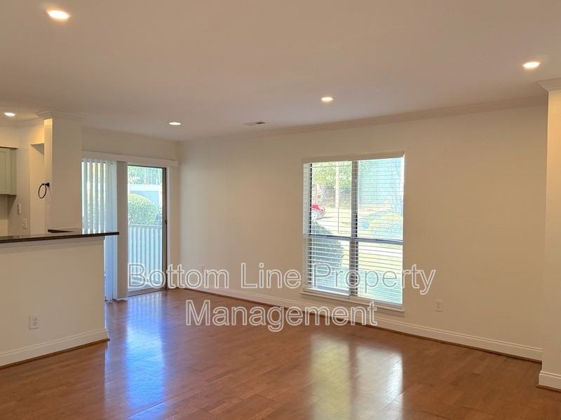 2508 Cranbrook Ln #7 - Photo 5 of 24