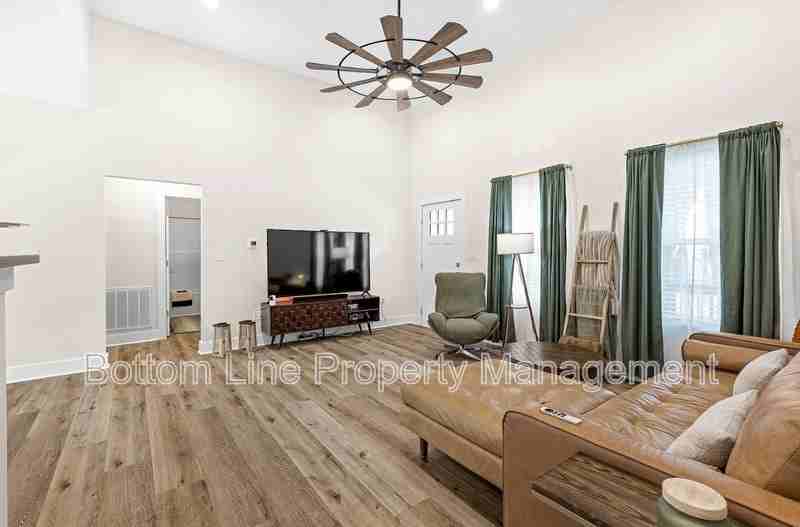 2462 Shoal Rd - Photo 7 of 35