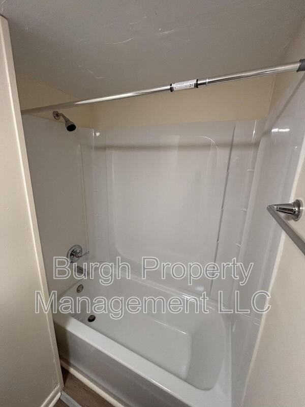 725 Addison St #1 - Photo 2 of 15
