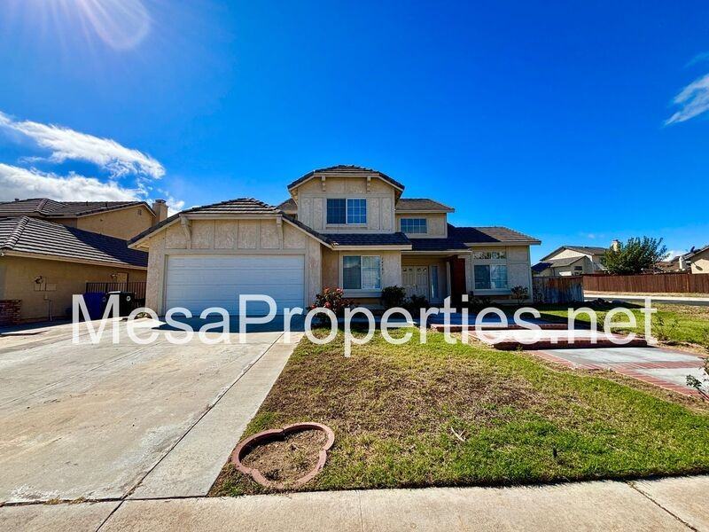14581 King Canyon Rd - Photo 3 of 37
