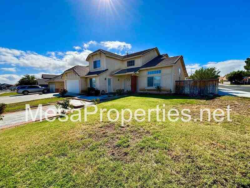 14581 King Canyon Rd - Photo 4 of 37