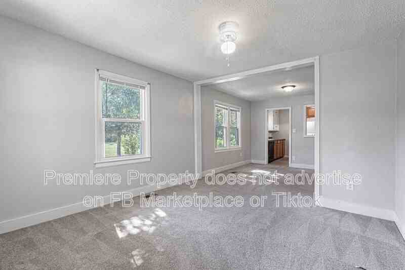 2004 S Overton Ave - Photo 3 of 13