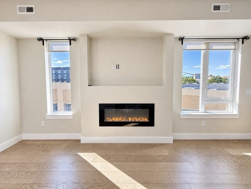 3535 S Emerson St #D - Photo 4 of 37