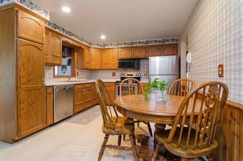 1266 Shadow Ln - Photo 2 of 23