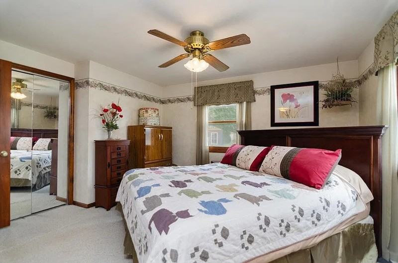 1266 Shadow Ln - Photo 6 of 23