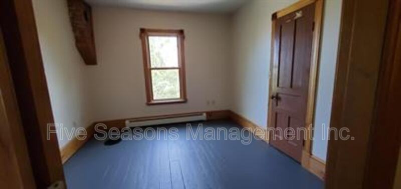 6 Pitkin St - Photo 5 of 12