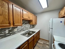featured image of 401 401 - 405 N Glendale Ave