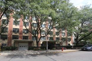 540 W Roscoe St #383 - Photo 1 of 1