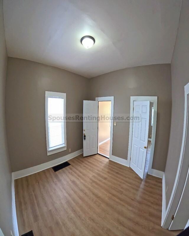 1420 S 16th St - Photo 3 of 10
