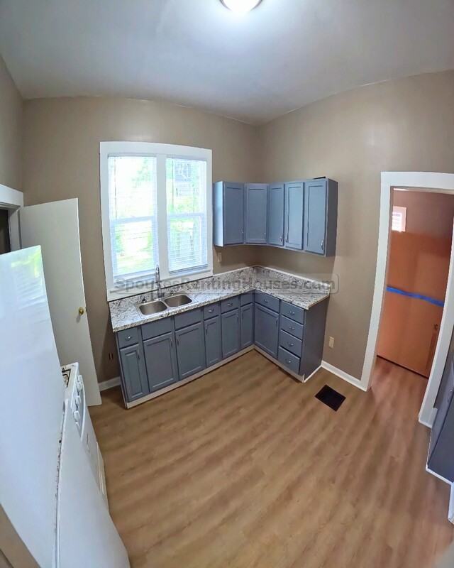 1420 S 16th St - Photo 5 of 10
