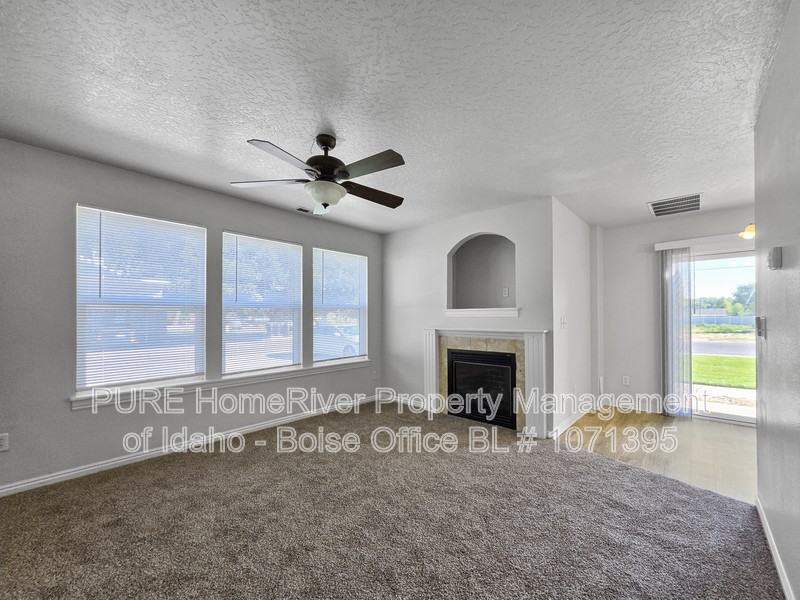 1557 Garland St #103 - Photo 3 of 21