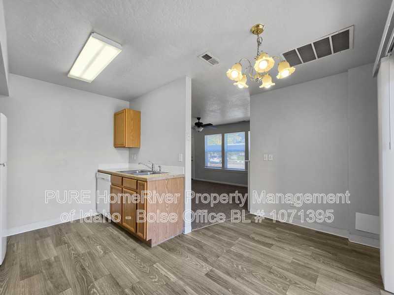 1557 Garland St #103 - Photo 6 of 21