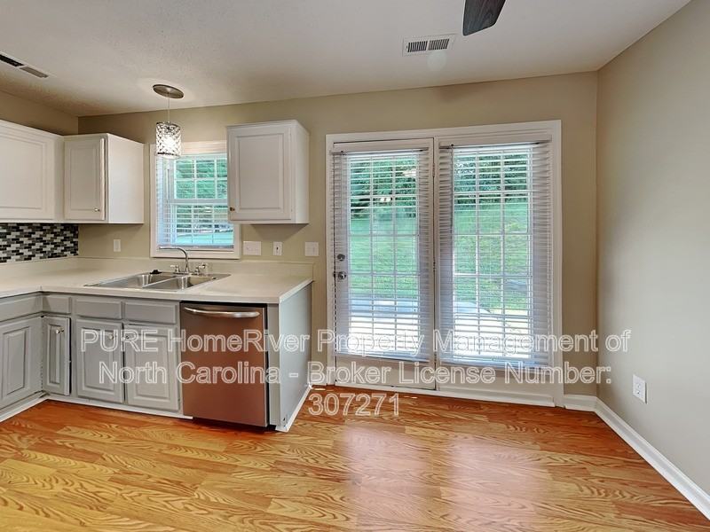 822 Banner Oak Ct - Photo 6 of 24
