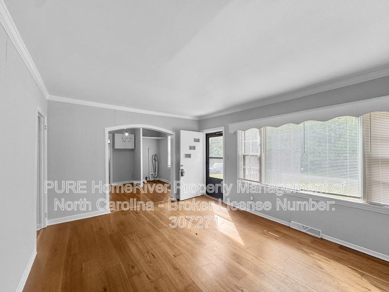 5606 Sapp Rd - Photo 3 of 22