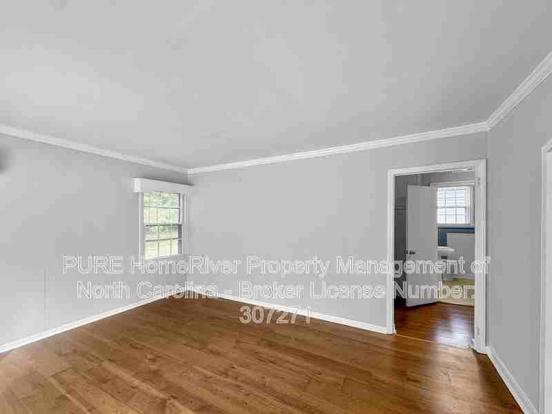 5606 Sapp Rd - Photo 5 of 22