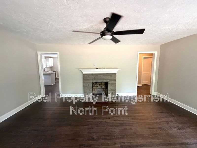 179 Prospect St - Photo 4 of 27