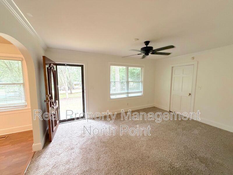 199 Prospect St - Photo 7 of 19