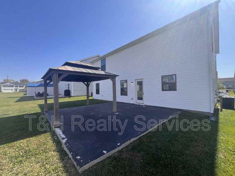 854 Mcarthur Dr - Photo 5 of 23