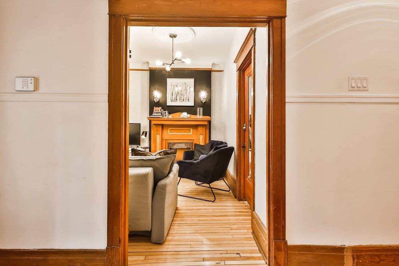 2180 Rue de la Visitation #2180 - Photo 5 of 33