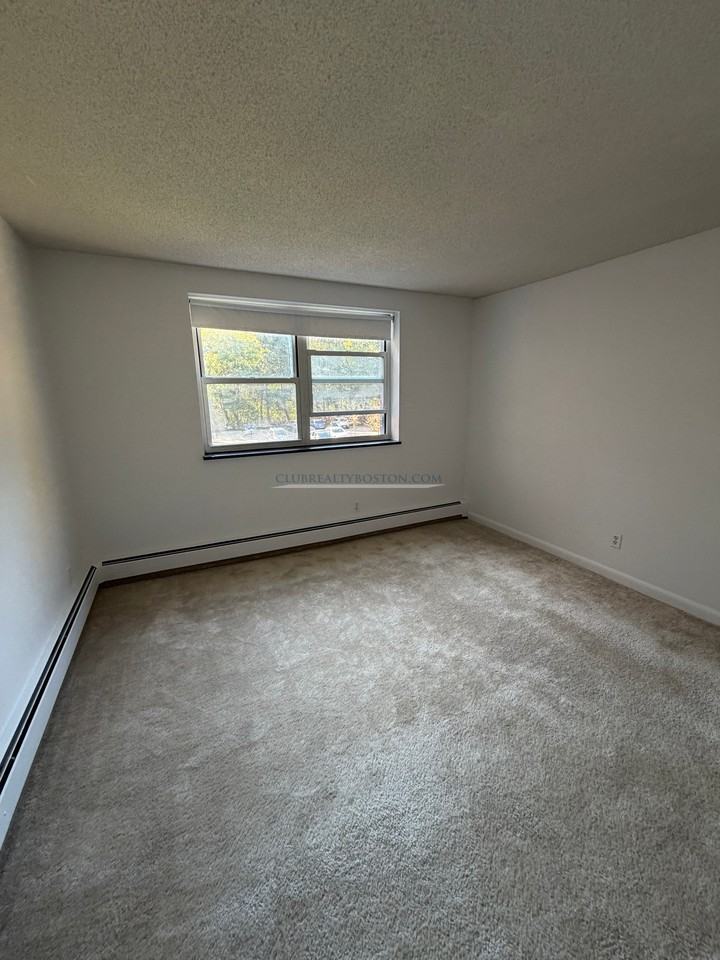 151 Concord St #24 - Photo 7 of 20