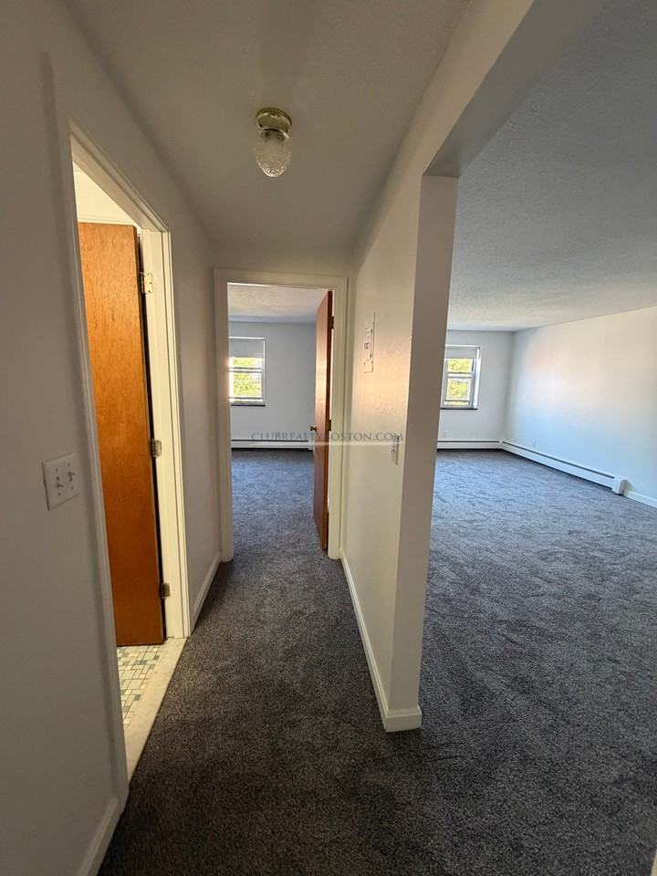 153 Concord St #31 - Photo 5 of 16