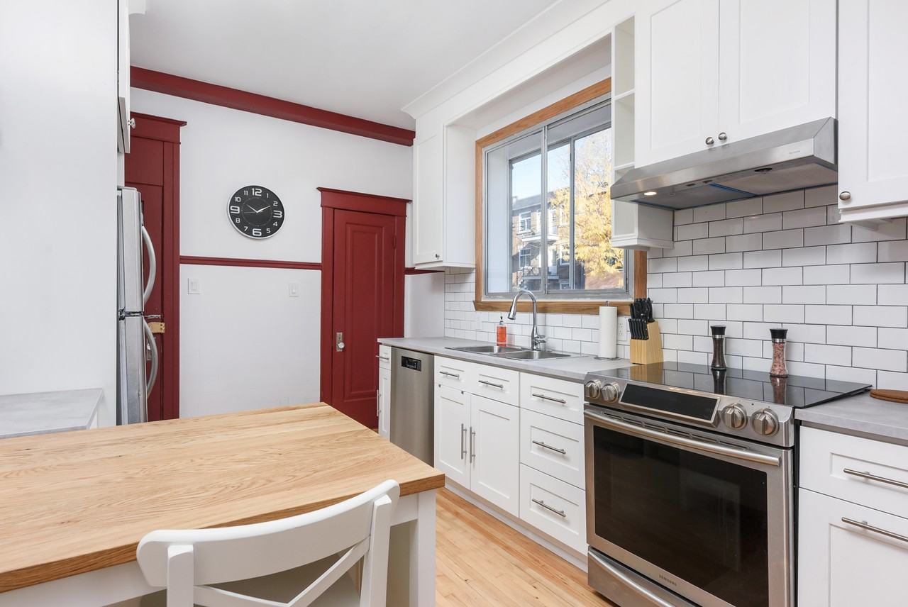1299 Rue Bélanger #1299 - Photo 7 of 13