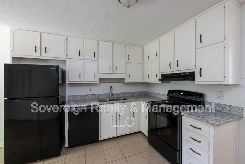 8165 Magnolia Dr - Photo 6 of 14