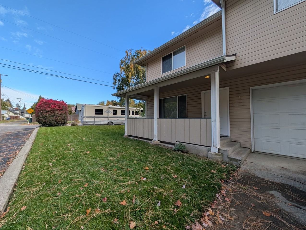 100 E Miller Ave - Photo 2 of 21