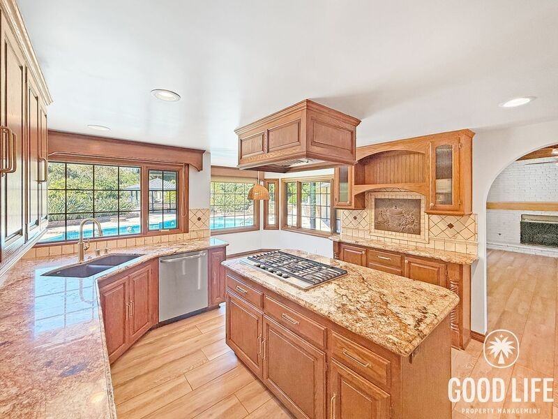 9250 Beazley Ln - Photo 4 of 39